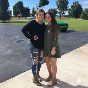 Meet your Posher, Emily